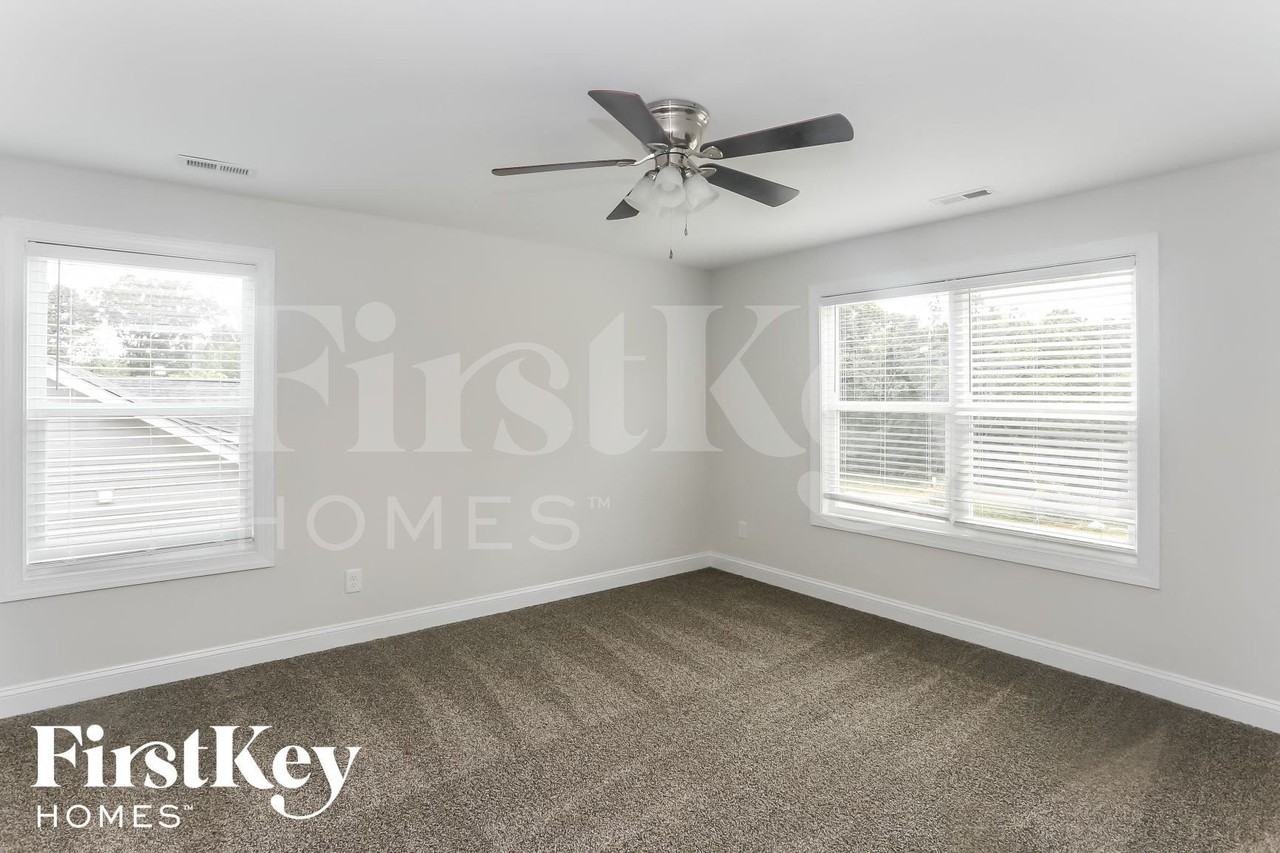 2519 No Mans Ave - Photo 7 of 14