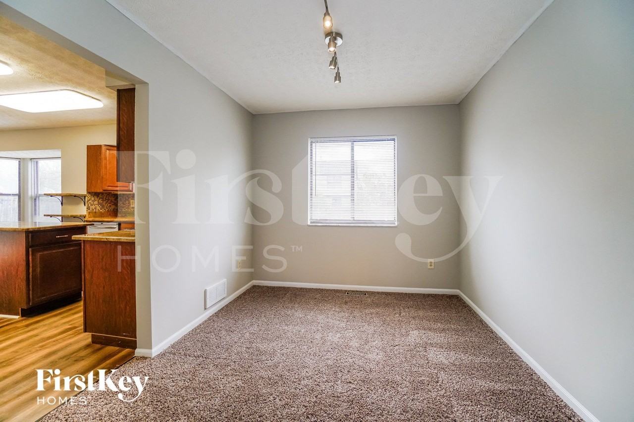 2824 Harnet Ct - Photo 6 of 15