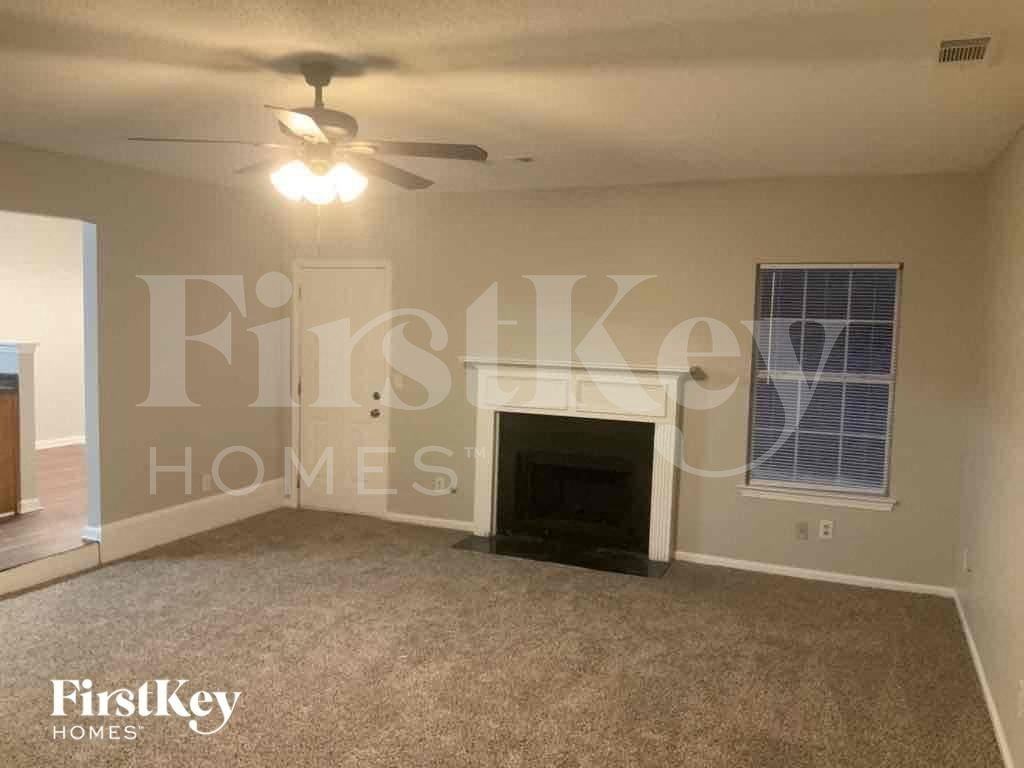 226 Bonnes Dr - Photo 3 of 16