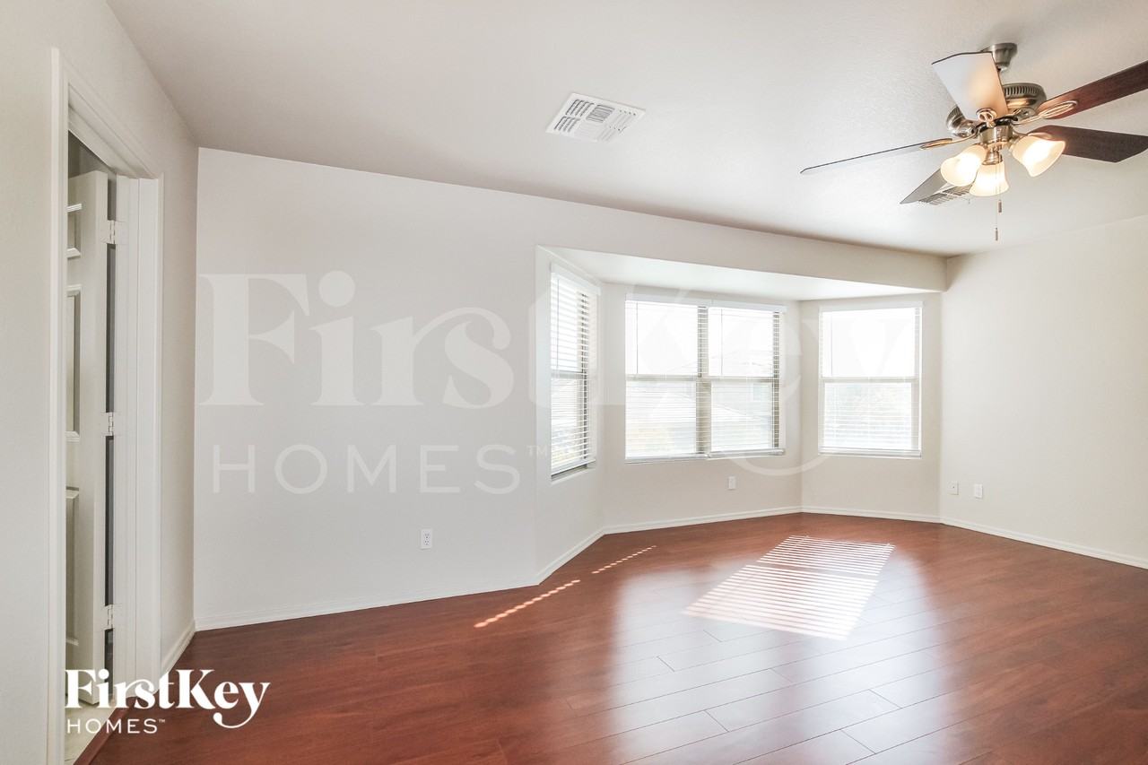 15029 W Larkspur Dr - Photo 7 of 15