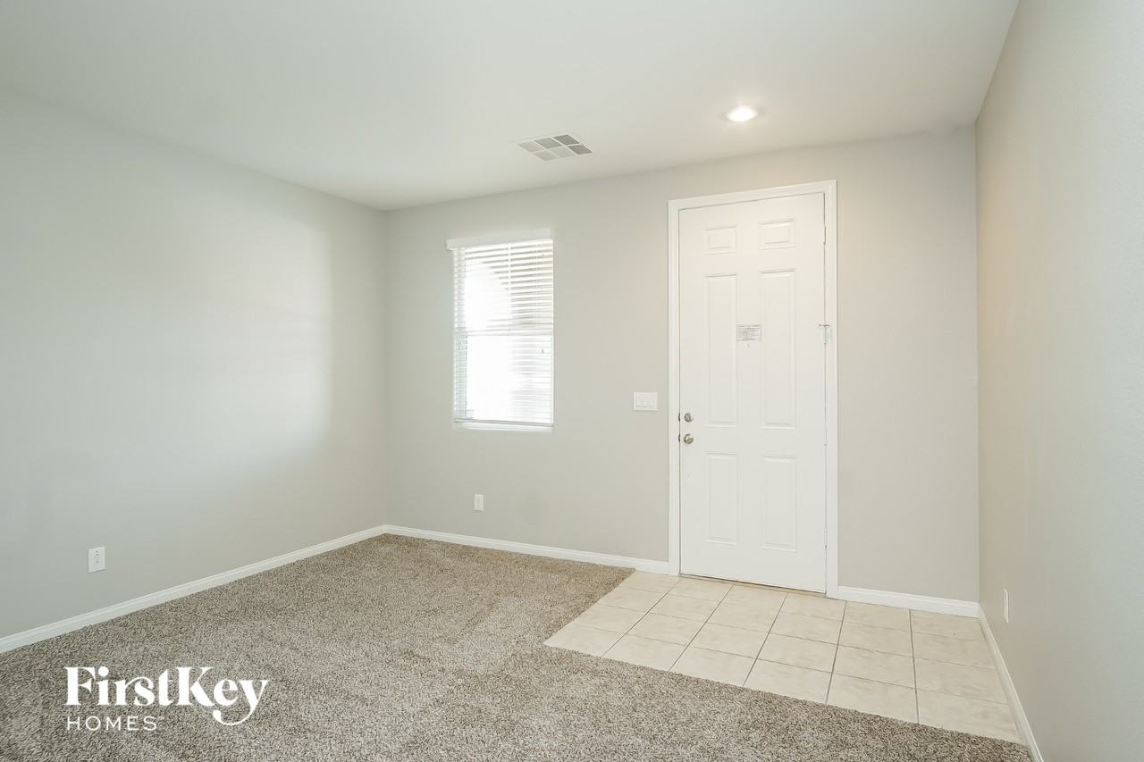 9187 Sendero Ave - Photo 2 of 15