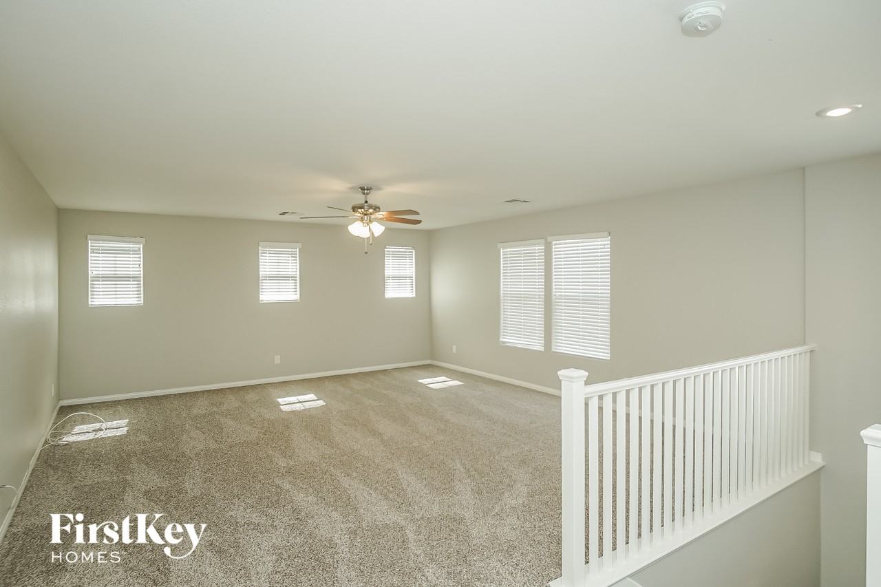 9187 Sendero Ave - Photo 6 of 15