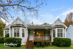 featured image of 604 Rays Ln Se
