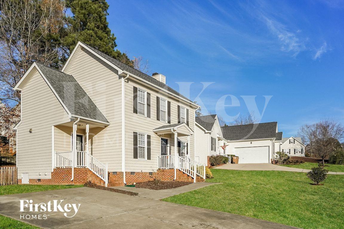 604 Lakeview Ave - Photo 2 of 15