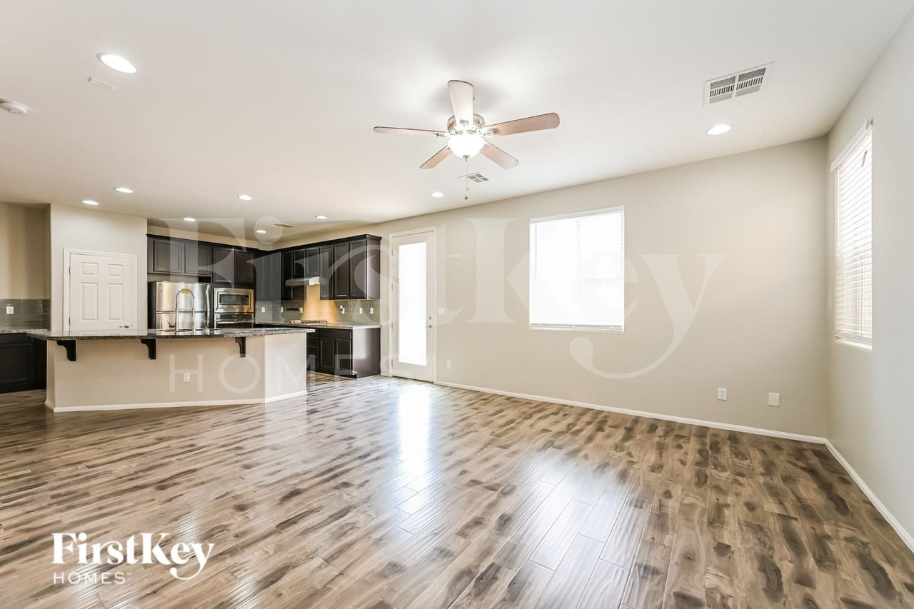 583 Crying Bird Ave - Photo 3 of 16