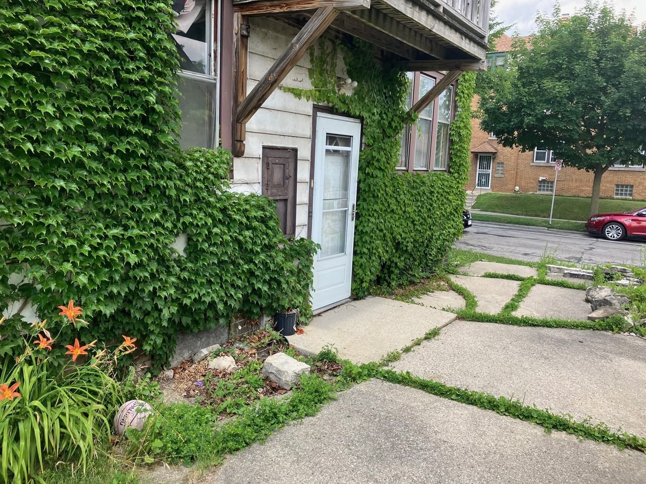 2776 North 56th St. - Photo 4 of 16