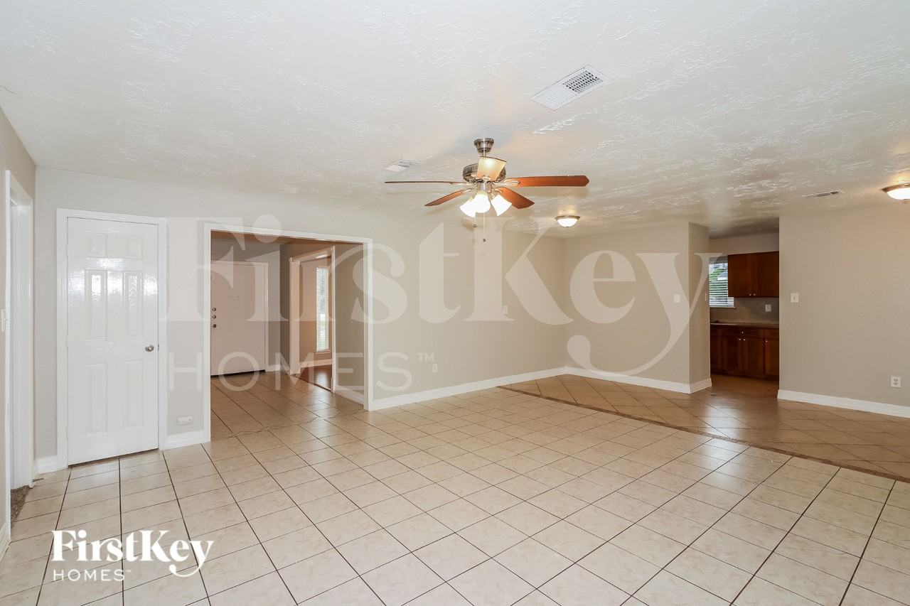 16534 Royal Mile Ln - Photo 4 of 16