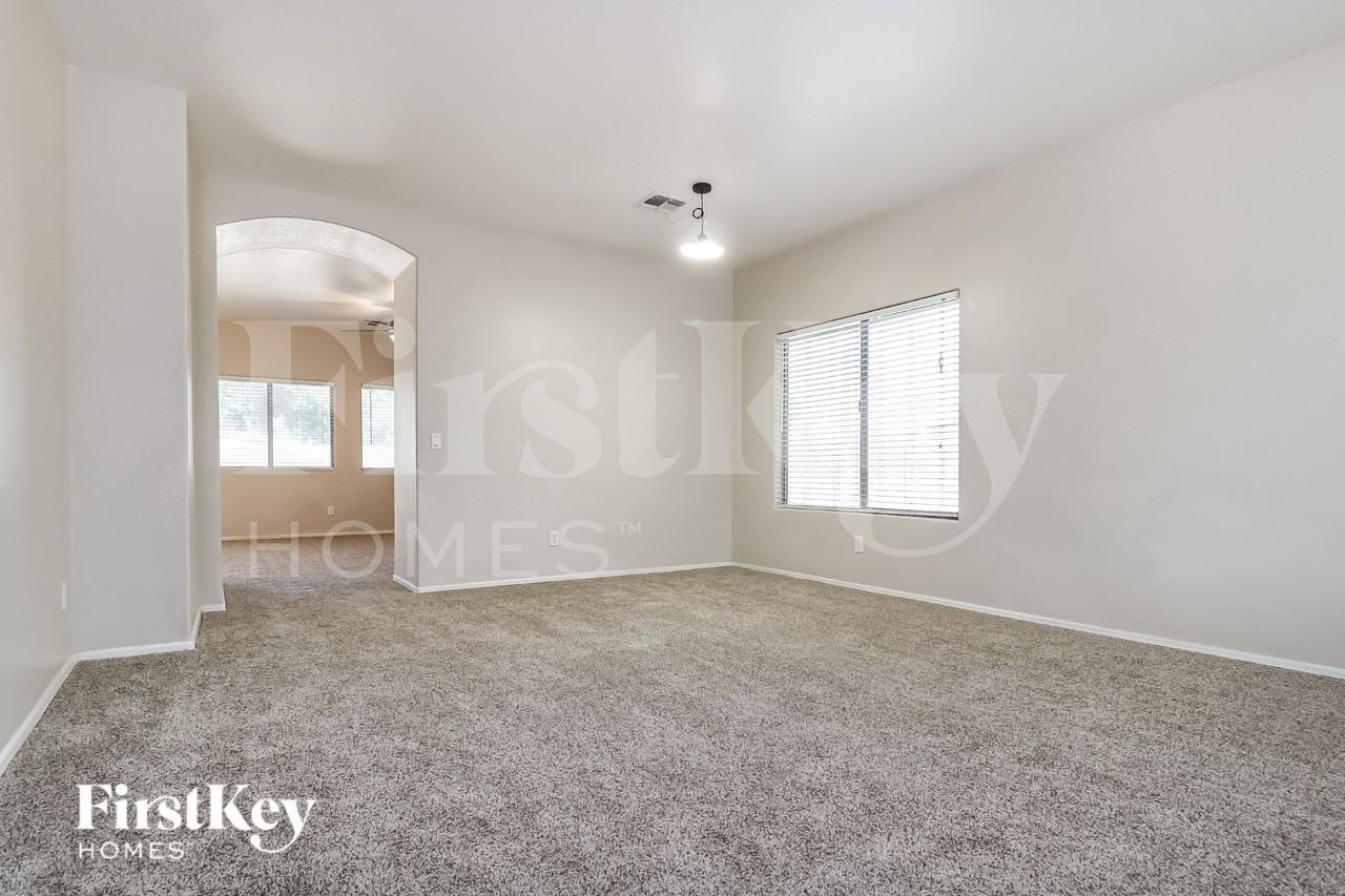 14524 W Evans Dr - Photo 7 of 16