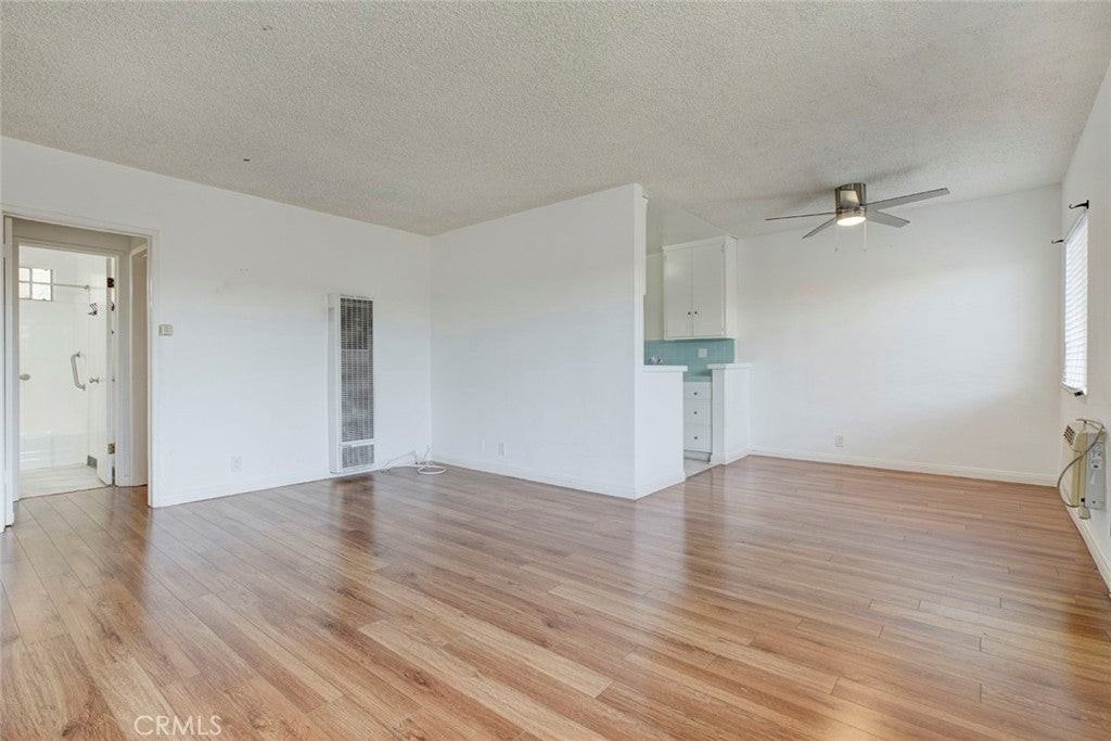 1835 N Alexandria Ave - Photo 5 of 21