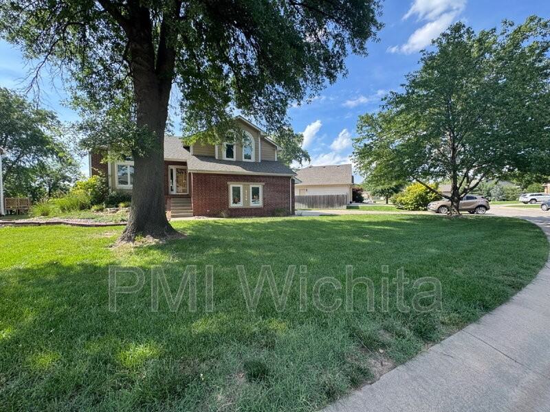 2126 E Countryview Dr - Photo 2 of 31