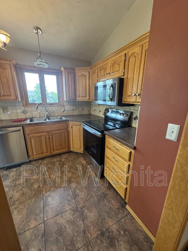 2126 E Countryview Dr - Photo 7 of 31