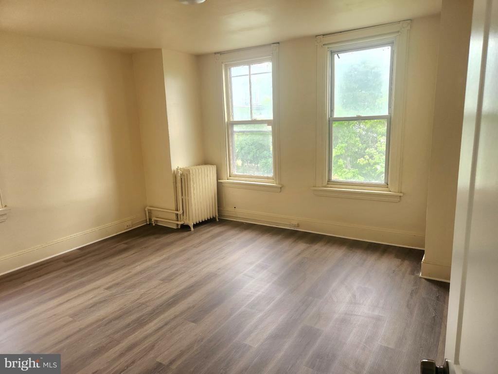 5023 Penn St - Photo 6 of 6