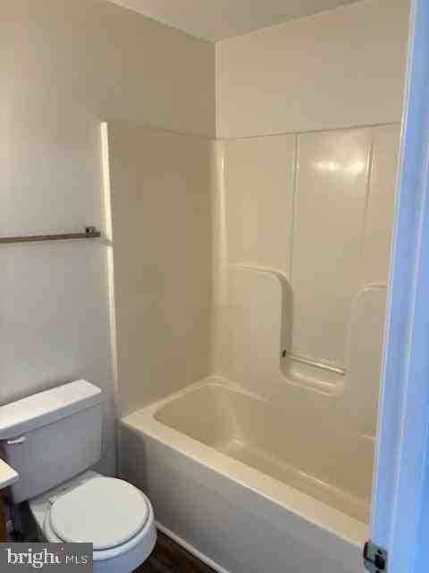 22756 Lawrence Ave ##6 - Photo 4 of 7