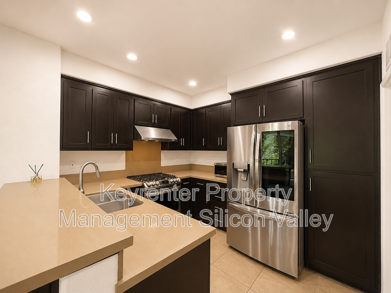 638 Cedarville Ln - Photo 7 of 28