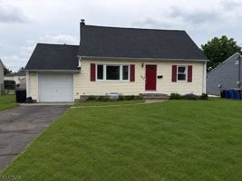 featured image of 585 Mountainview Dr