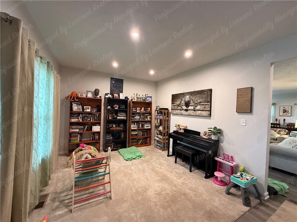 2418 David Grey Cir - Photo 4 of 50