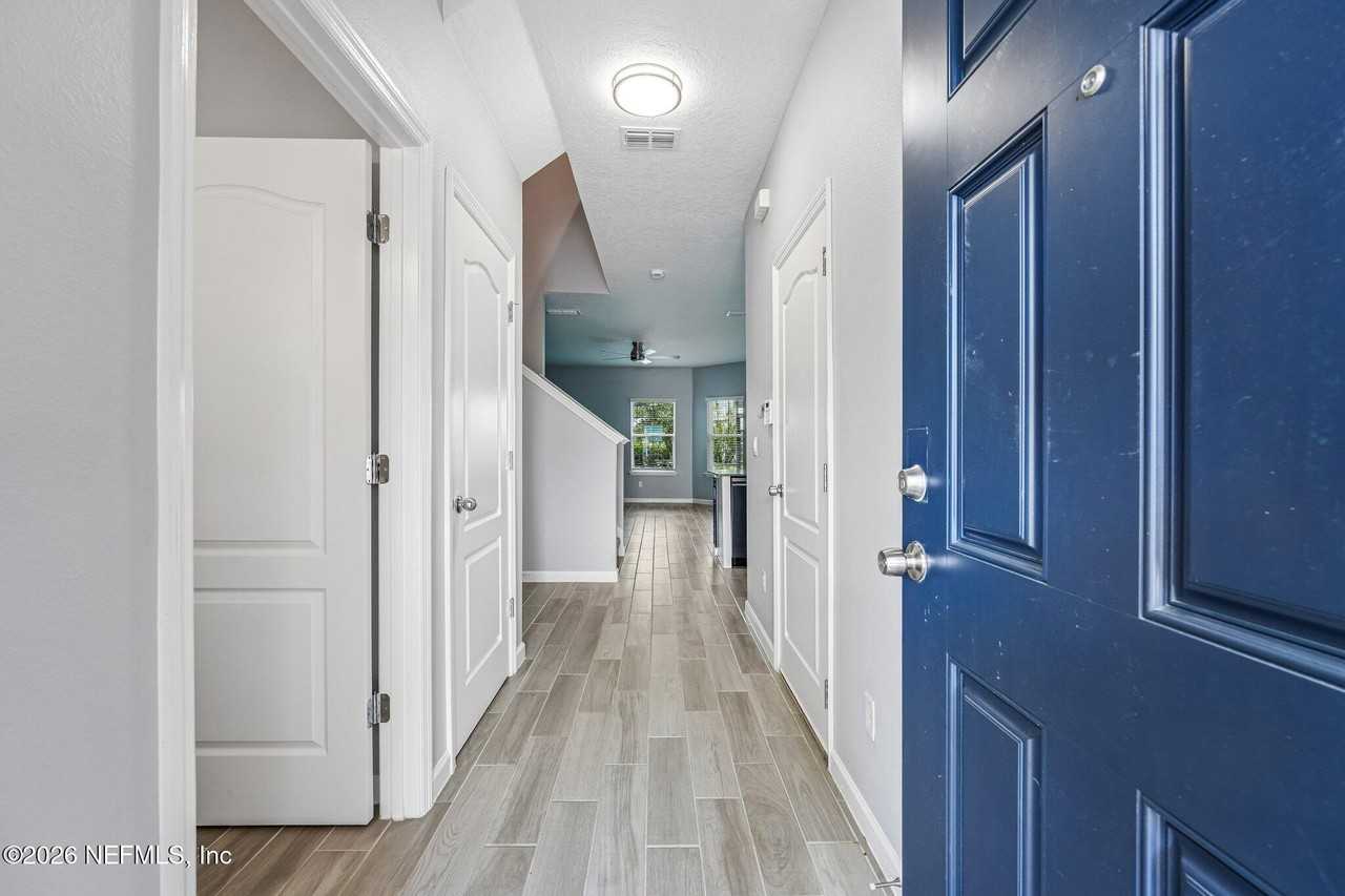 120 Appleton Ct - Photo 7 of 46
