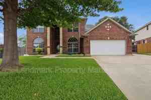 featured image of 2115 Lexington Dr
