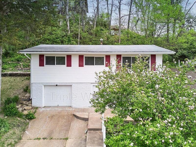 63 Patricia Pl - Photo 2 of 24