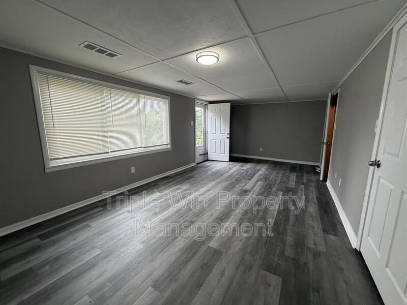 63 Patricia Pl - Photo 6 of 24