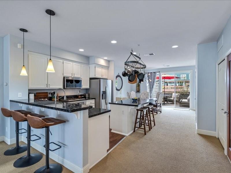 125 Johnson St - Photo 5 of 25