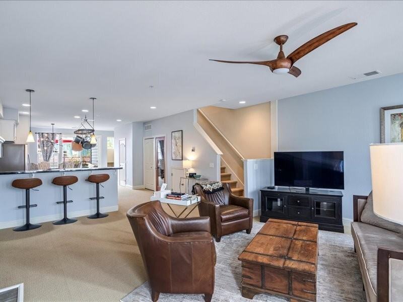 125 Johnson St - Photo 6 of 25