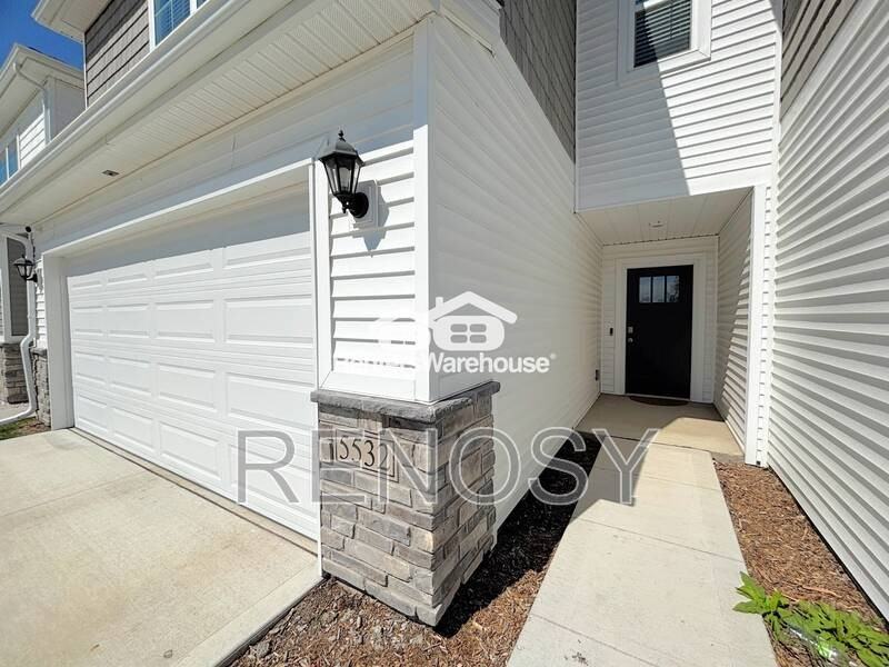 5532 144th St - Photo 3 of 18