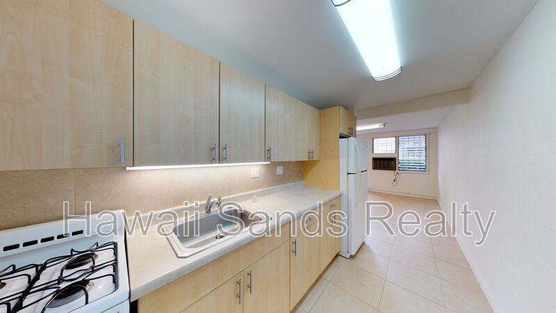 720 Birch St #D - Photo 6 of 19