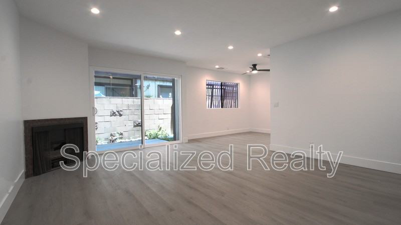 9603 Van Nuys Blvd #B - Photo 6 of 11
