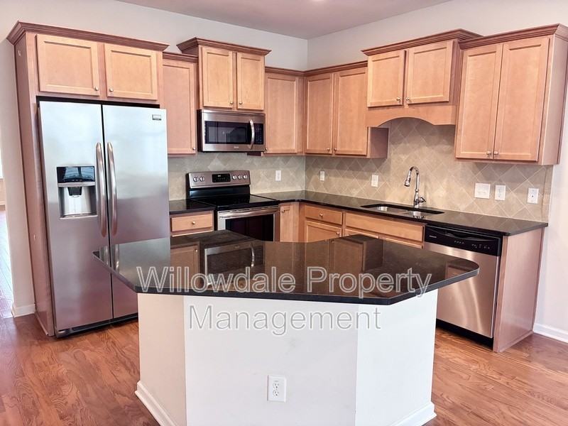 507 Evening Star Dr - Photo 6 of 26