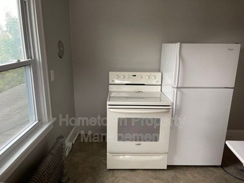 3829 Derry St 2nd Fl - Photo 5 of 10