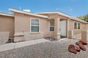 featured image of 328 Escena St Se