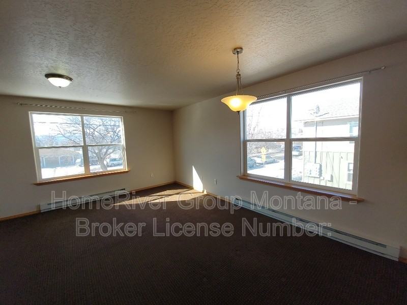 250 S Garfield St #4 - Photo 2 of 9
