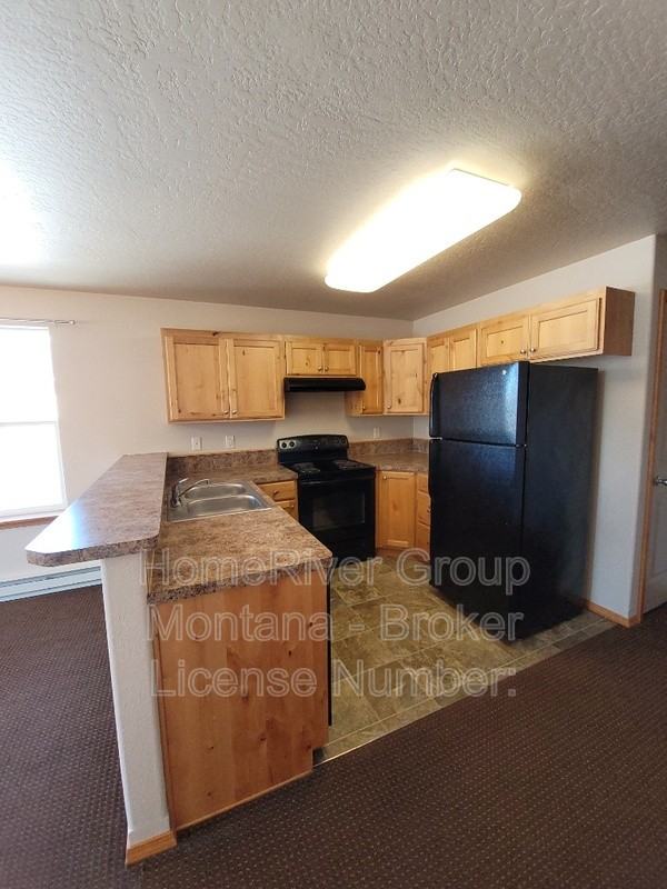 250 S Garfield St #4 - Photo 3 of 9