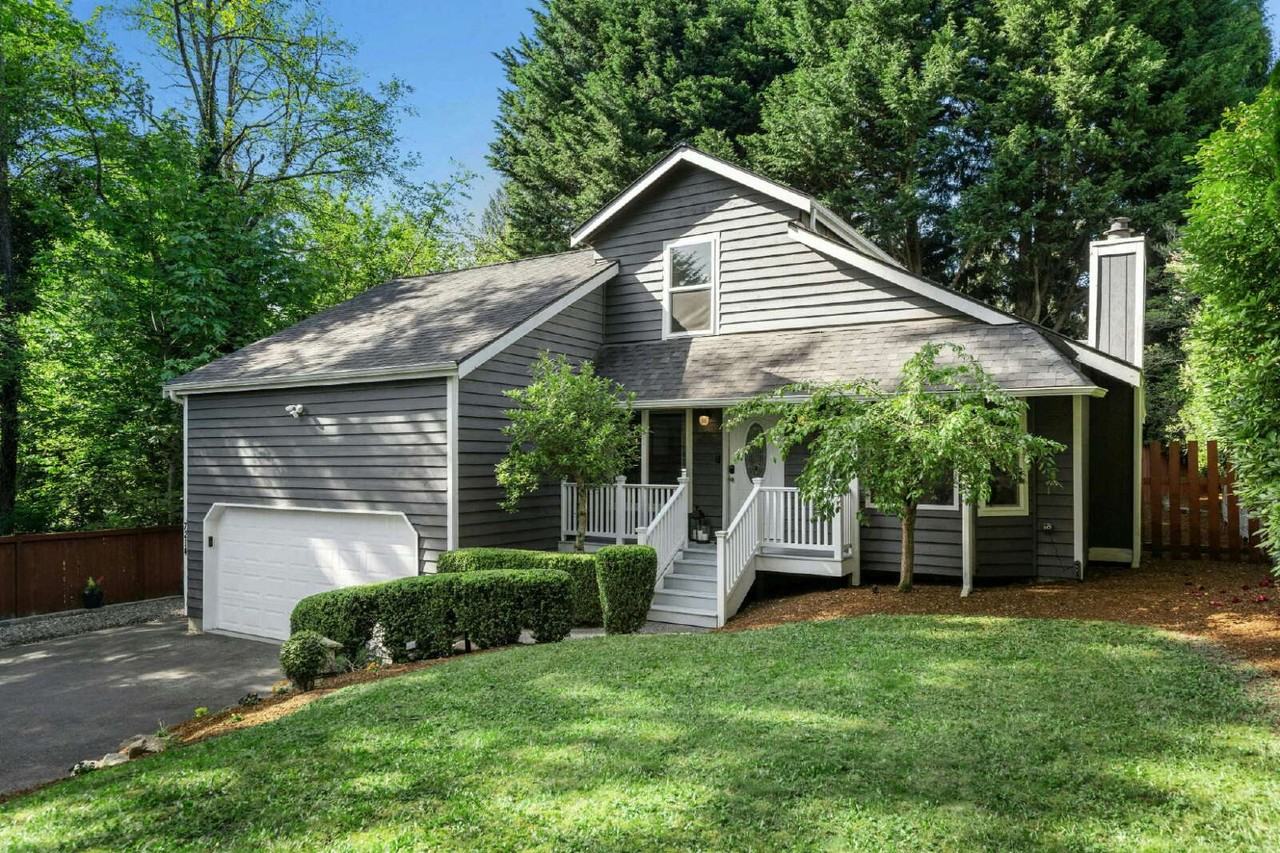 7214 Ne 155th St - Photo 4 of 40