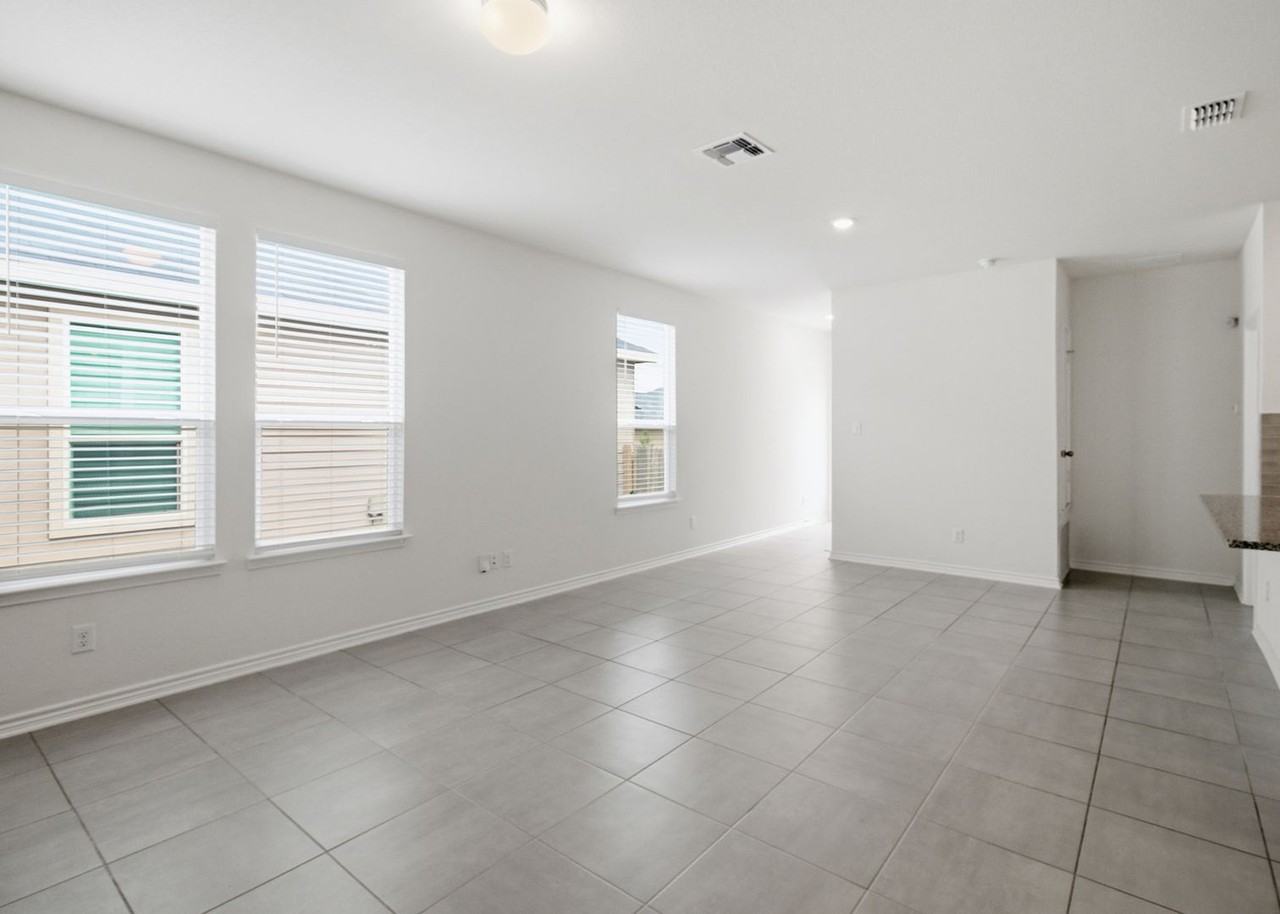 11634 Black Rose - Photo 4 of 23
