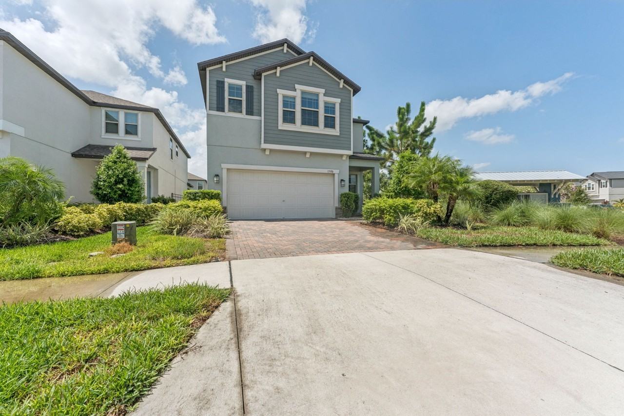 17970 Fenders Way - Photo 3 of 42
