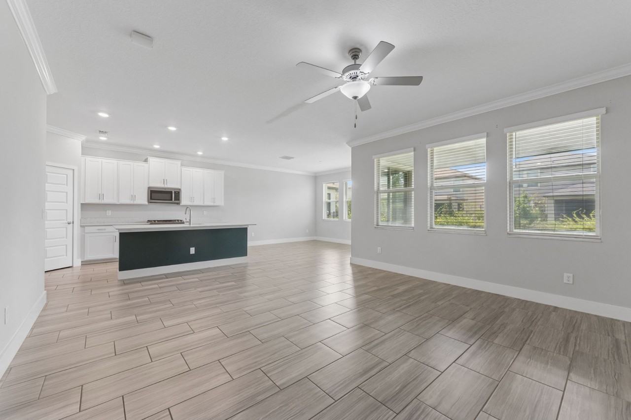 17970 Fenders Way - Photo 5 of 42