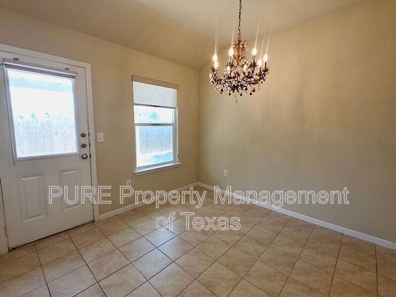 433 Moulins Ln - Photo 5 of 21