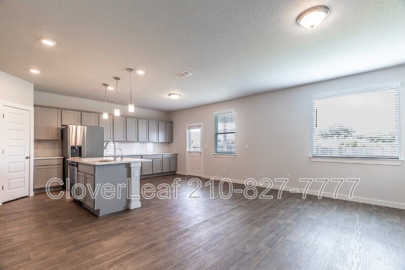 14654 Prairie Clover - Photo 7 of 37