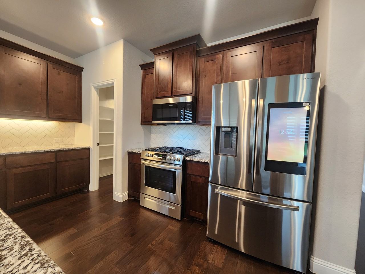 1024 Timber Ridge Dr - Photo 5 of 27