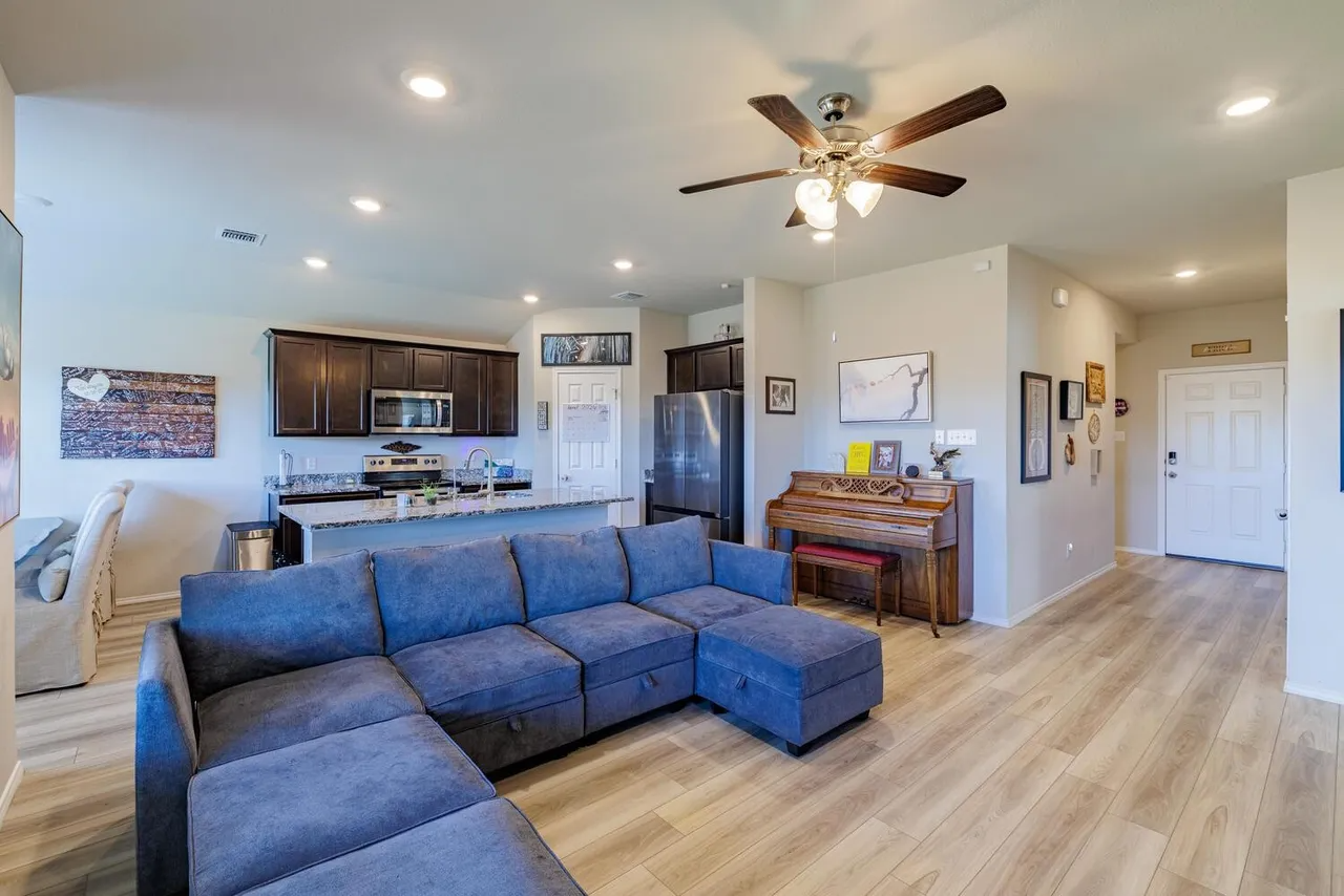 8603 Brahma Plains Rd - Photo 4 of 16