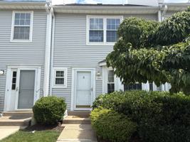 featured image of 304 Huntington Ct #62