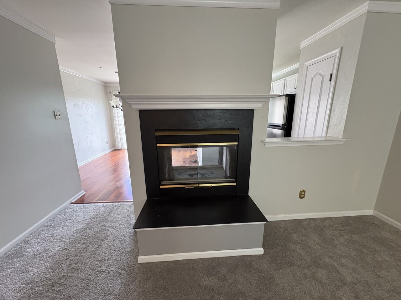 304 Huntington Ct #62 - Photo 5 of 23