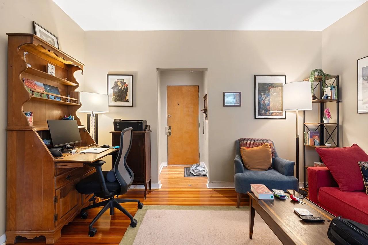 1404 Commonwealth Ave - Photo 7 of 18