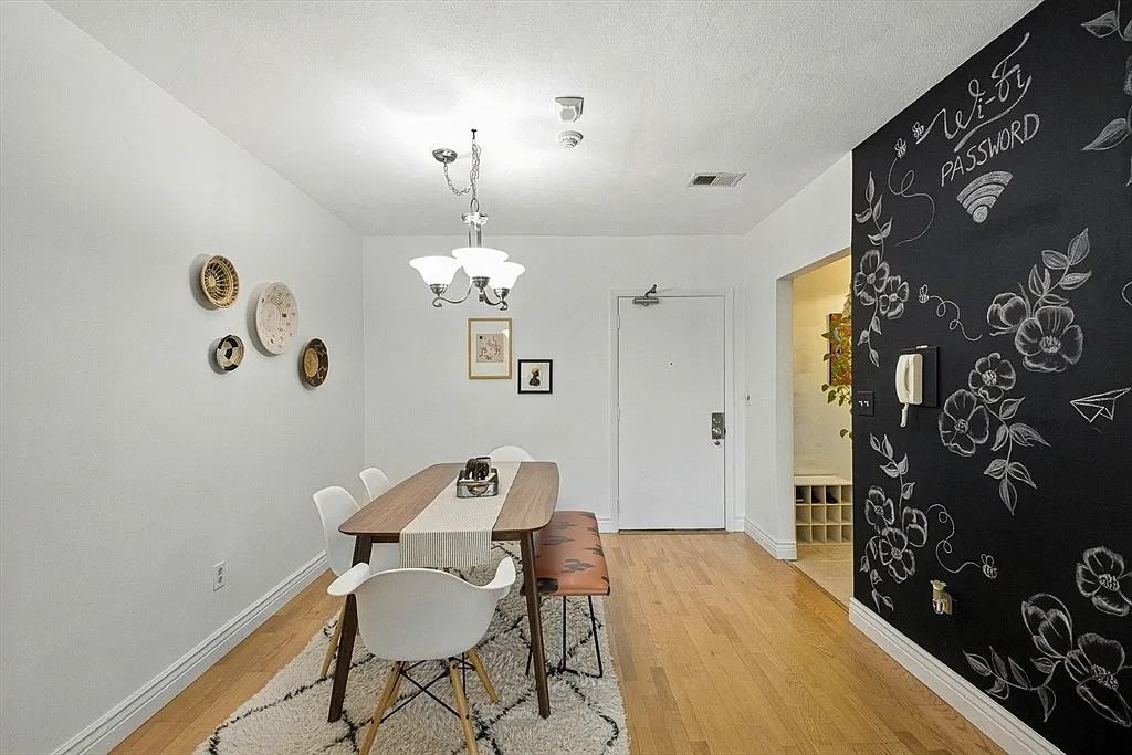 123 Elm St - Photo 3 of 19