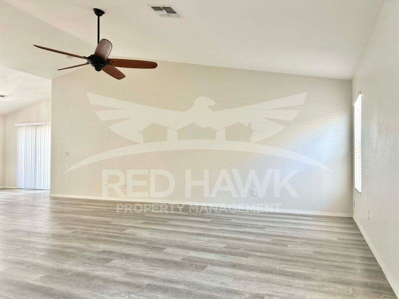 38564 N La Grange Ln - Photo 5 of 24