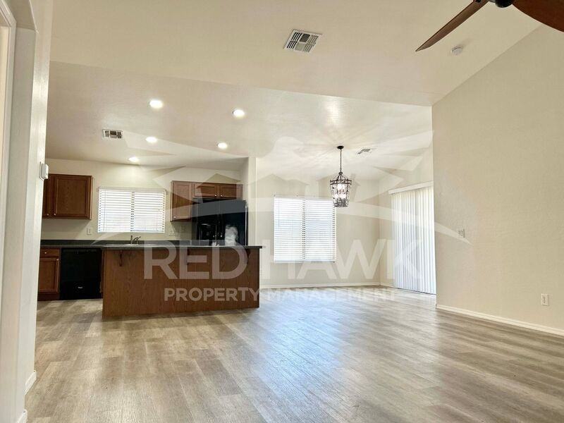 38564 N La Grange Ln - Photo 6 of 24