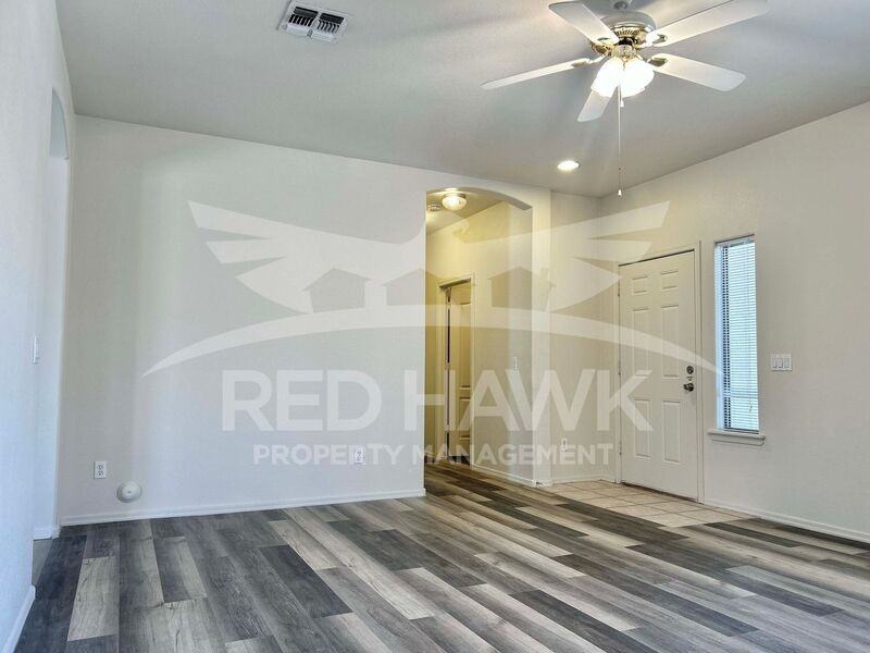 11824 W Windsor Ave - Photo 3 of 22