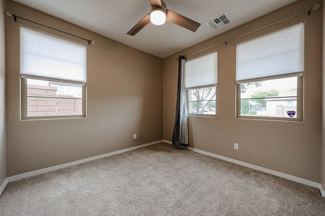 18963 S 209th Pl - Photo 6 of 33